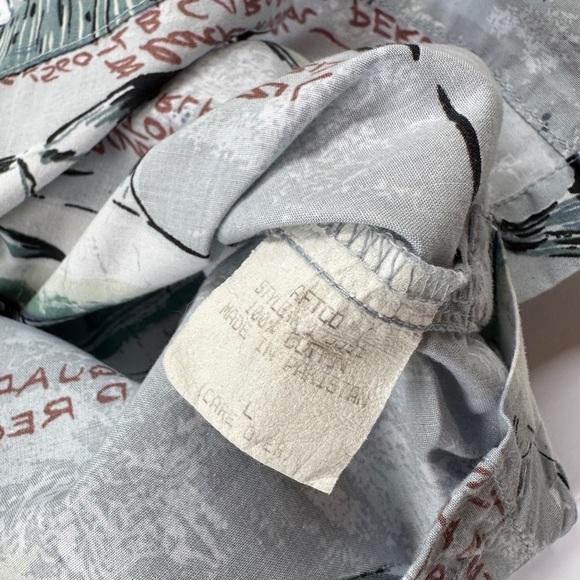 Men’s AFTCO Blue Water Wear Shirt
Size Large​ - Picture 5 of 6